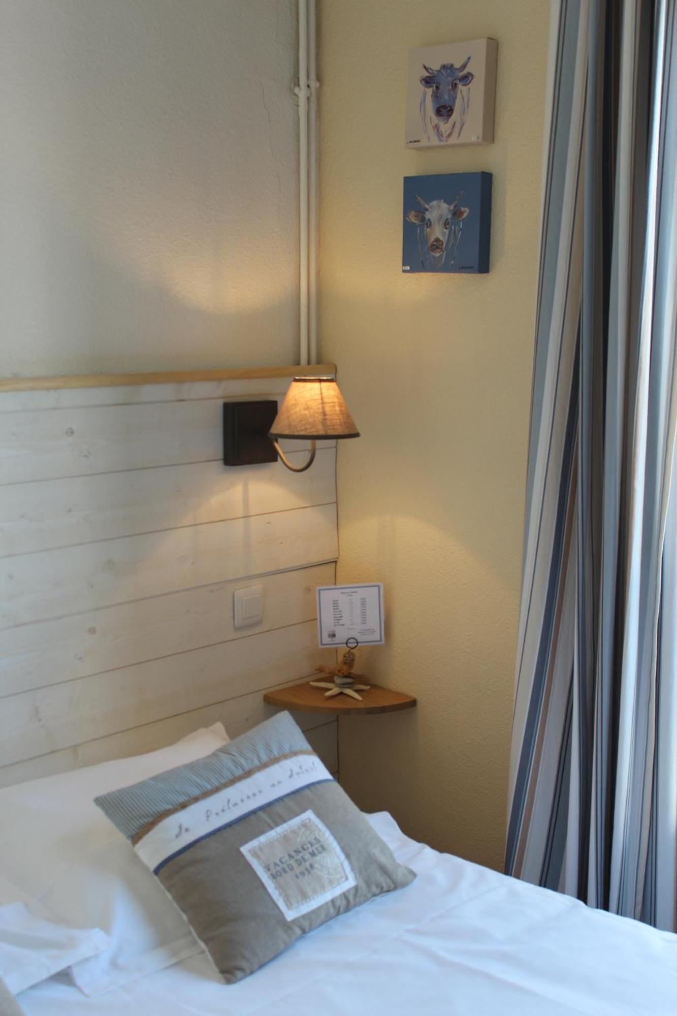 Hotel Des Falaises Villers-sur-Mer Habitación foto