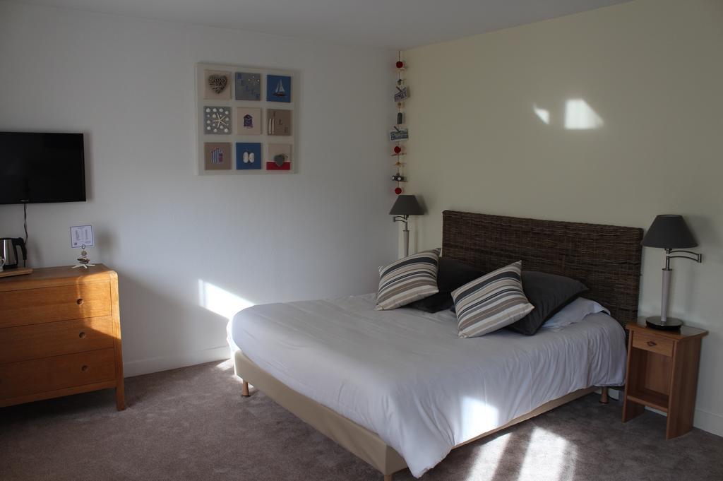 Hotel Des Falaises Villers-sur-Mer Habitación foto