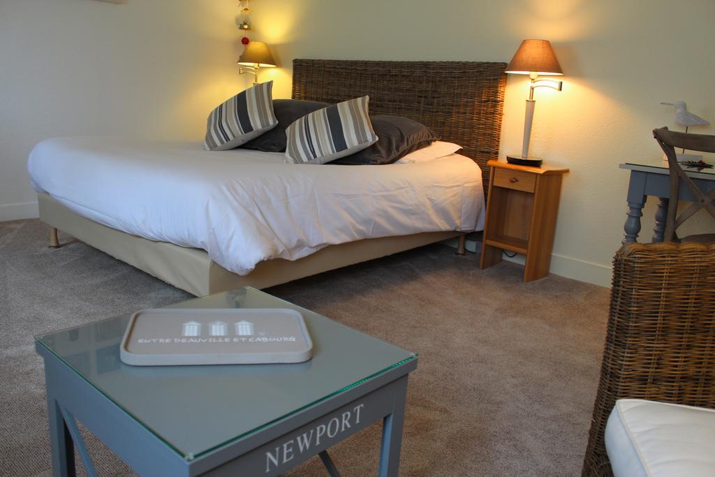 Hotel Des Falaises Villers-sur-Mer Habitación foto
