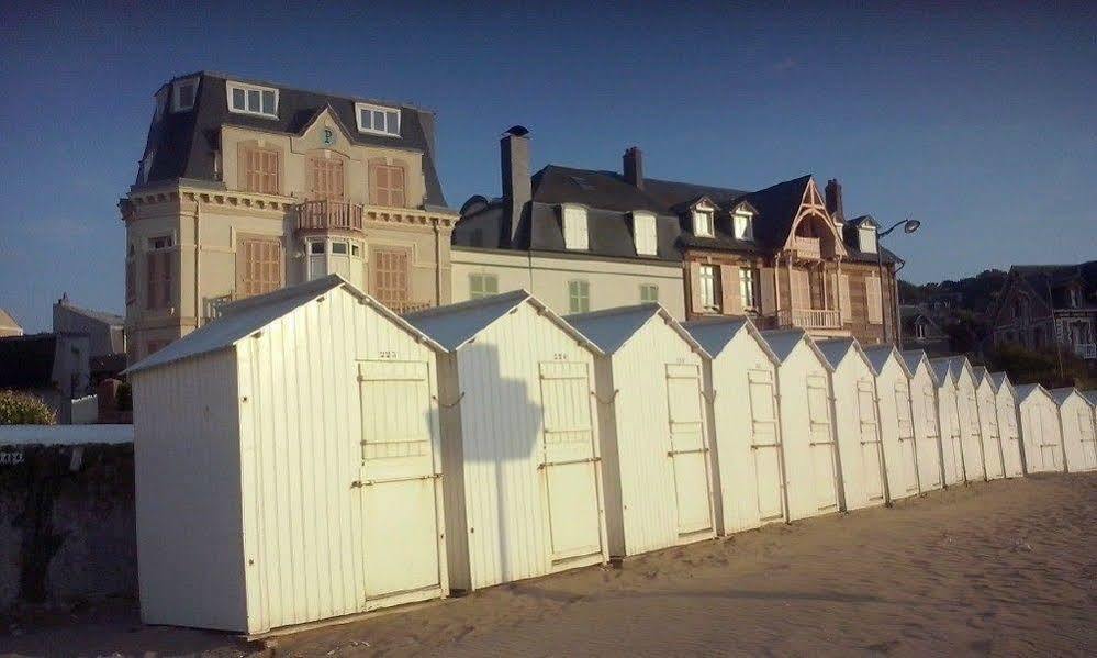 Hotel Des Falaises Villers-sur-Mer Exterior foto